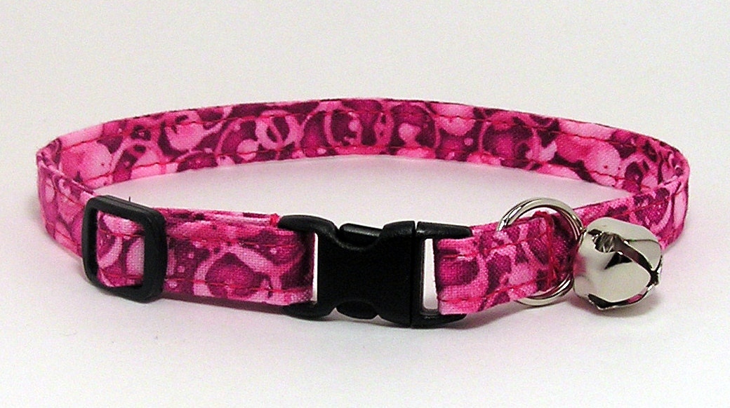 Cat Collar - Fushia bubbles