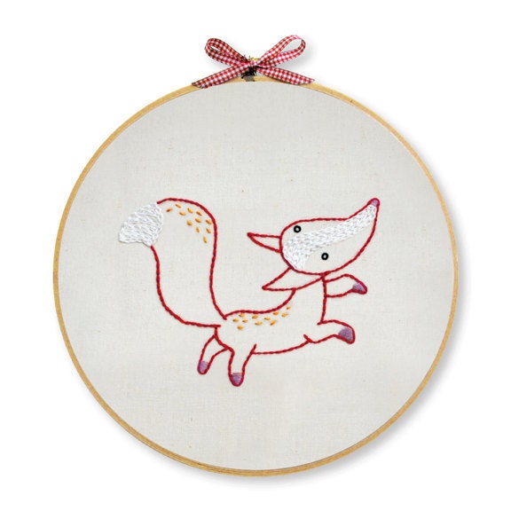 KIT embroidery fox wall art