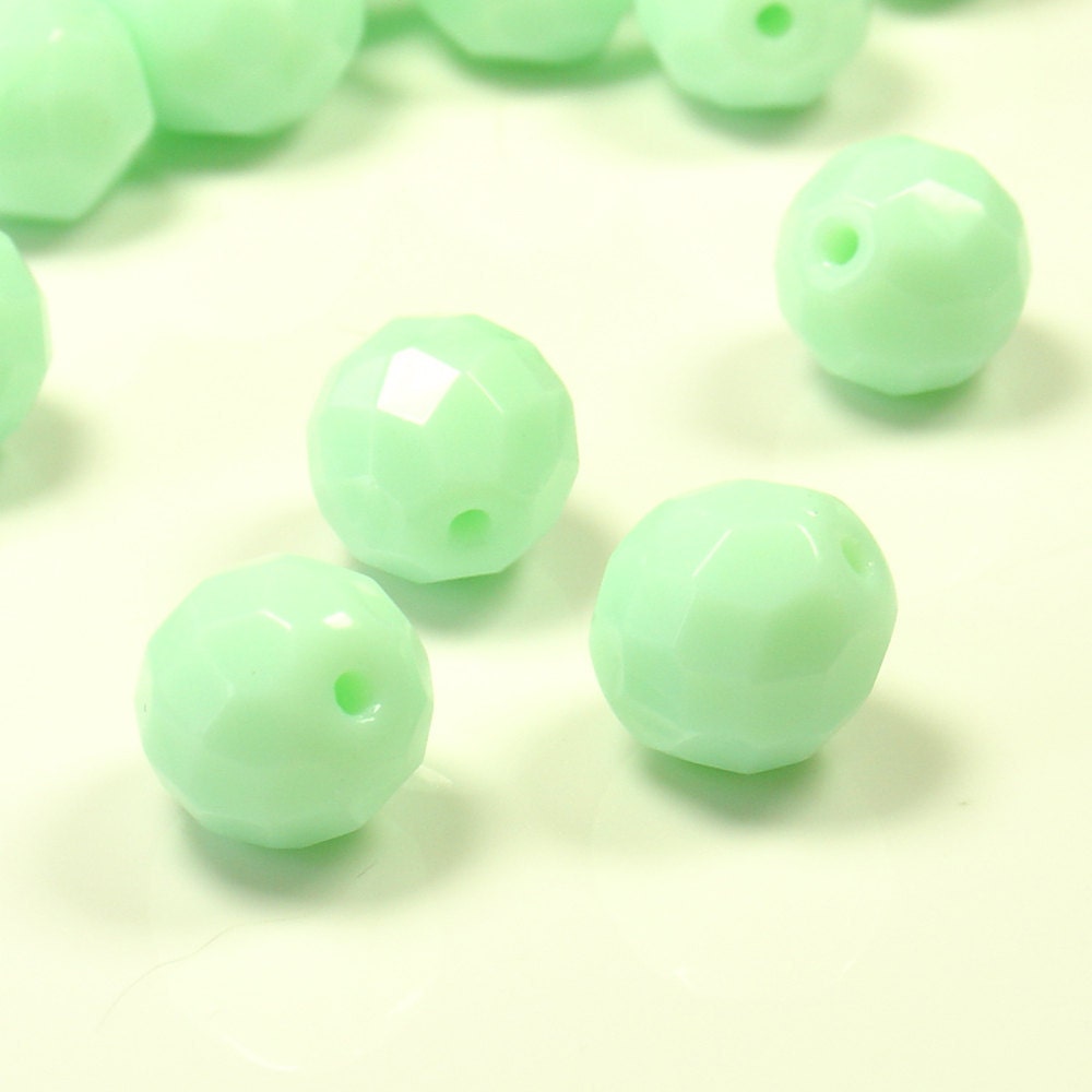 10mm Fire Polished Opaque Light Green  Czech Glass Beads - 10 Pieces - 0371