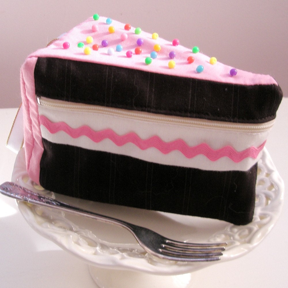 Slice of cake purse