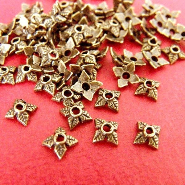 25pcs 6mm ANTIQUE Bronze FOUR Leaf Bead Caps