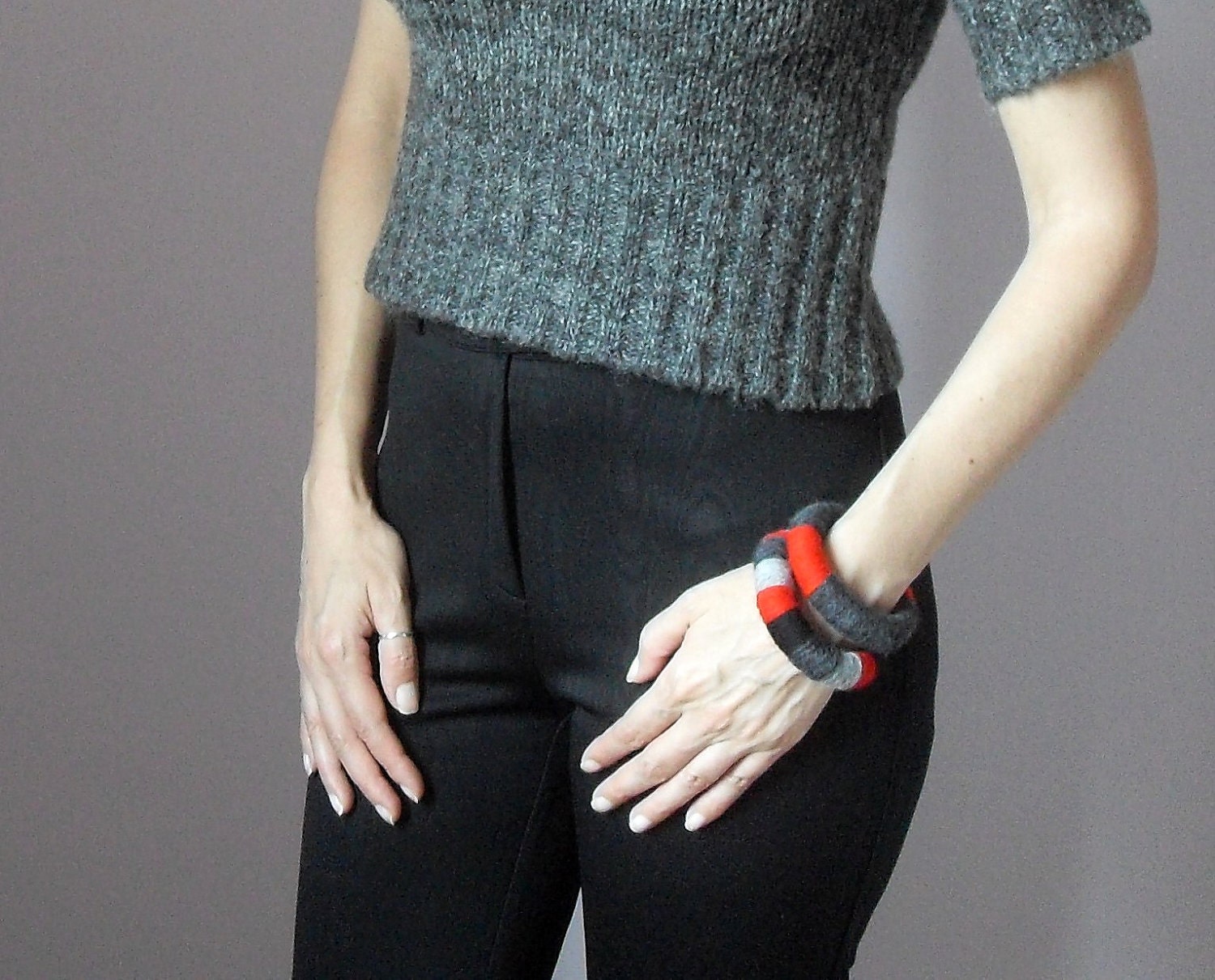 Knitted Bracelet Grey Gray Black Red - Fiber Art Textile Bangles - Handmade - ETHNIC (11)