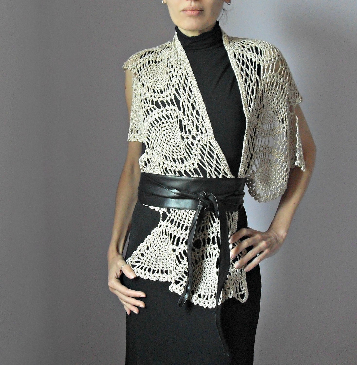 Hand Crochet Wrap Shawl Stole - Lace - CREAM PINEAPPLES - Linen Super Soft
