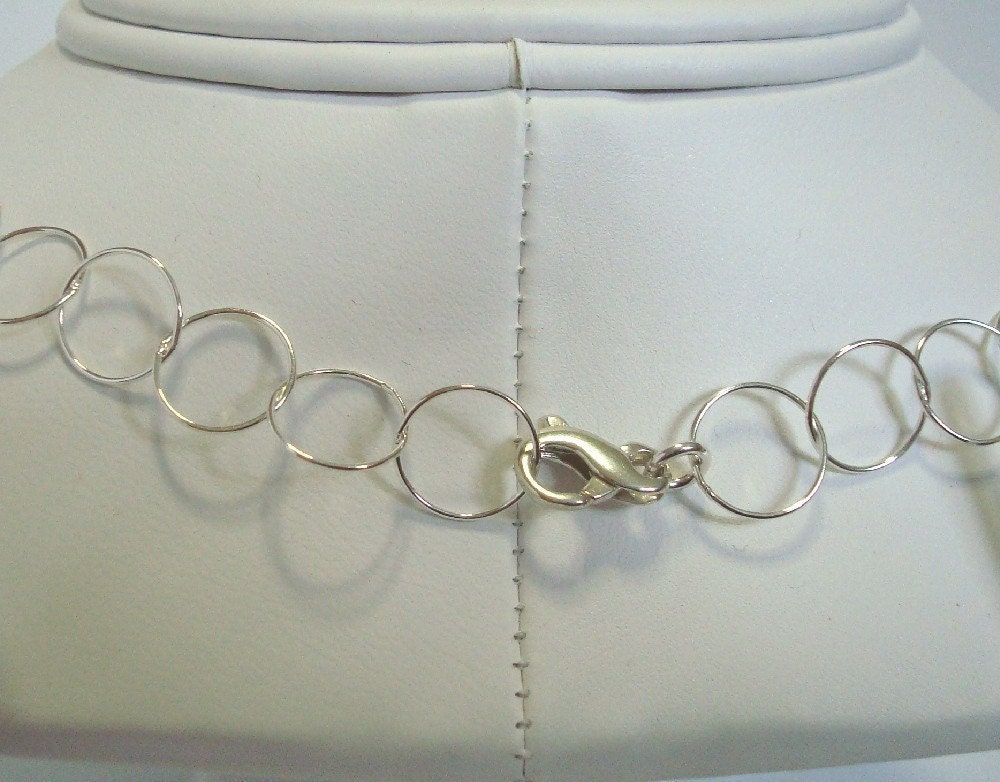 Floating bubbles necklace