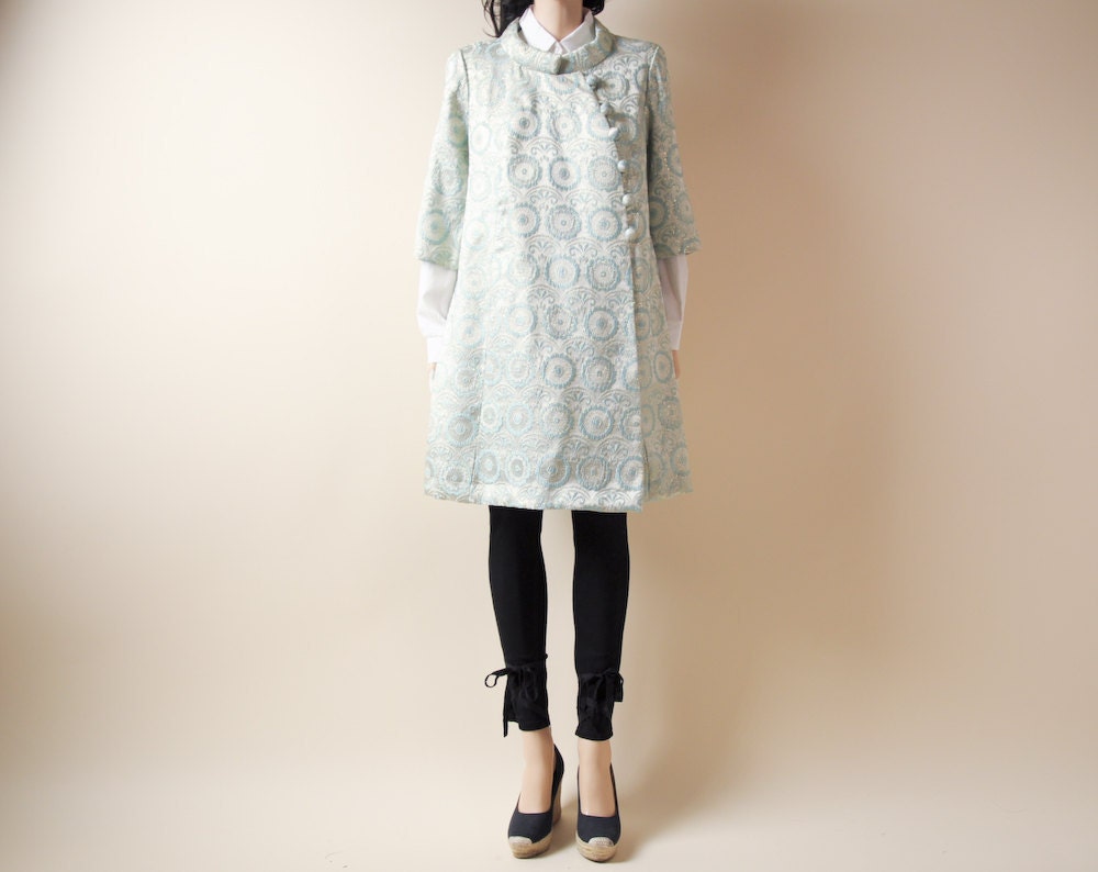 brocade asymmetric closure opera coat m/l