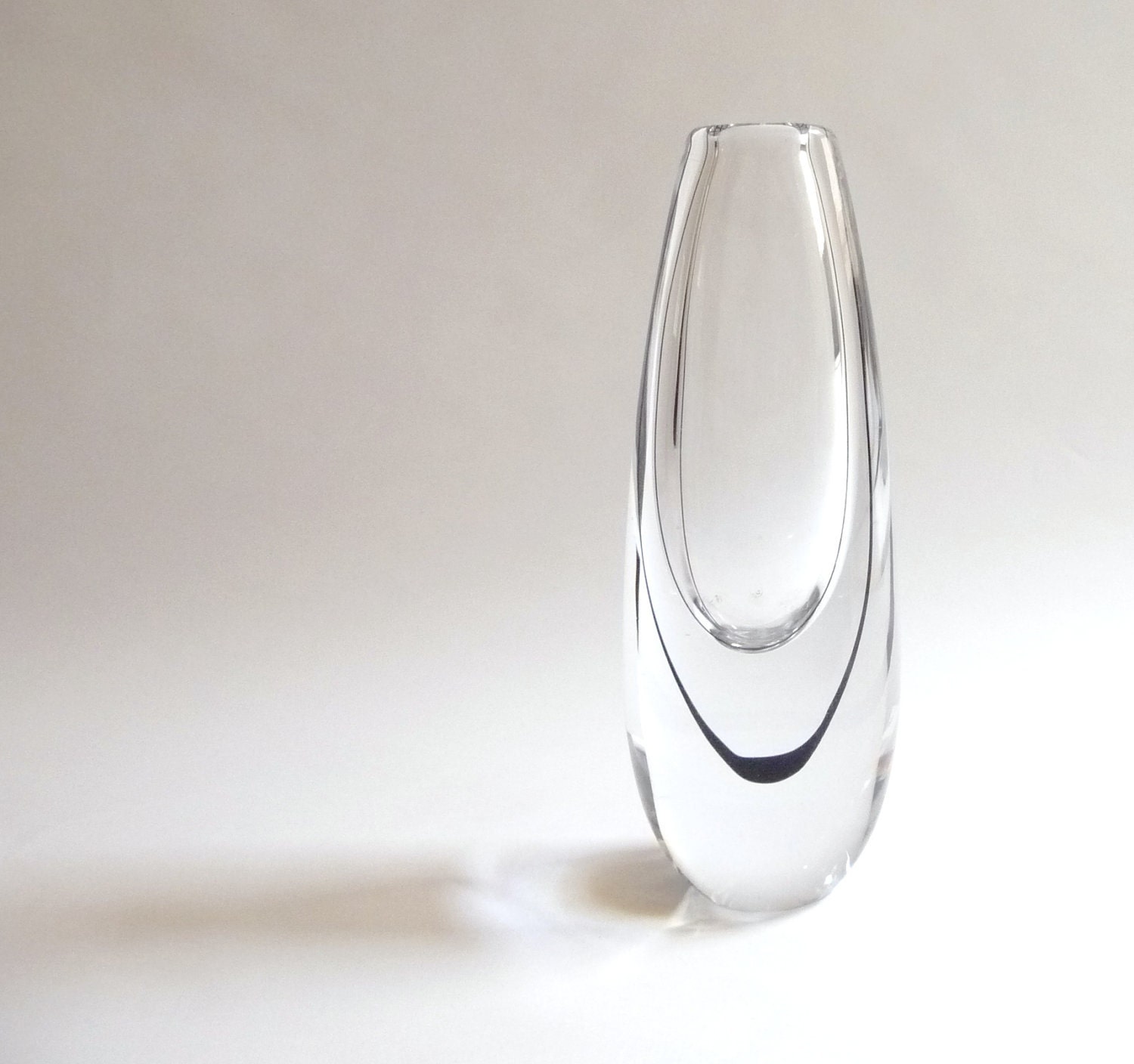 Vicke Lindstrand for Kosta Tall Black Contour Vase LH 1414