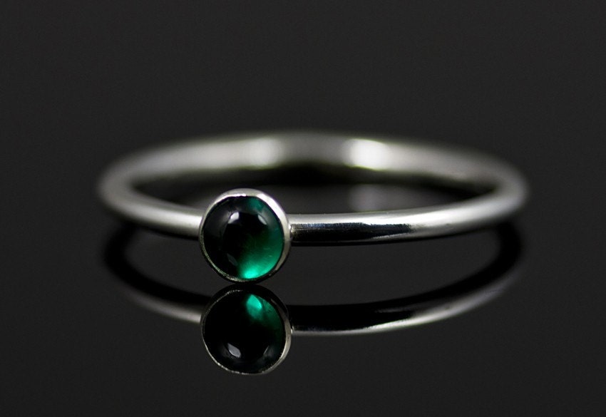 Emerald Stacking Ring - Sterling Silver - Size 2 to 15
