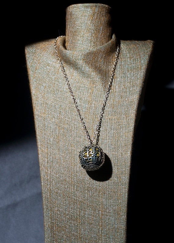 tanis root necklace tanis root necklace
