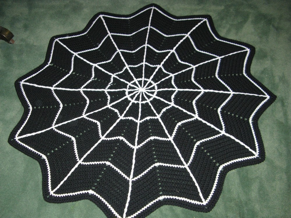 PATTERN - Spider Web Rug Crochet Pattern pdf