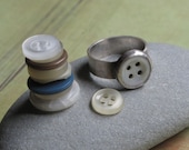 Button Ring