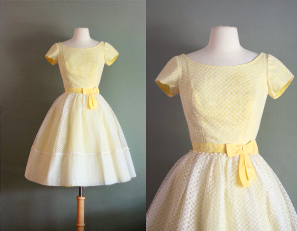 50's XS Yellow and Lace Scooped Back Party DRESS