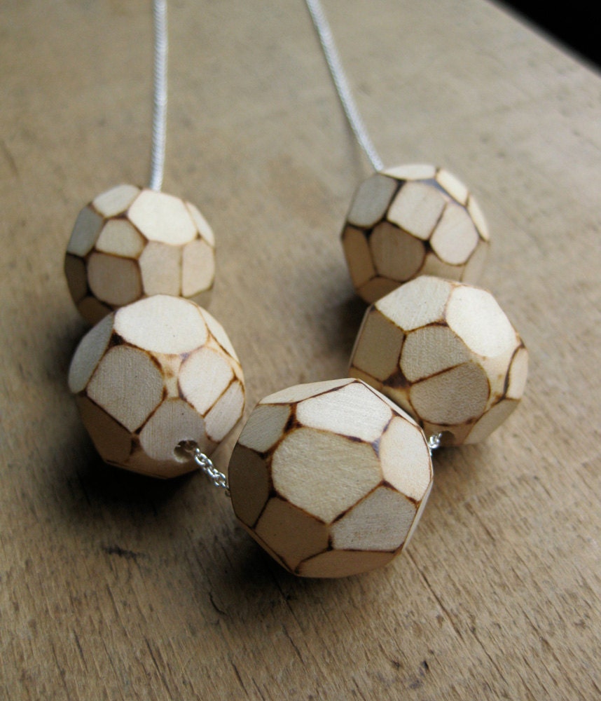 faceted WOOD bold chain beaded necklace
