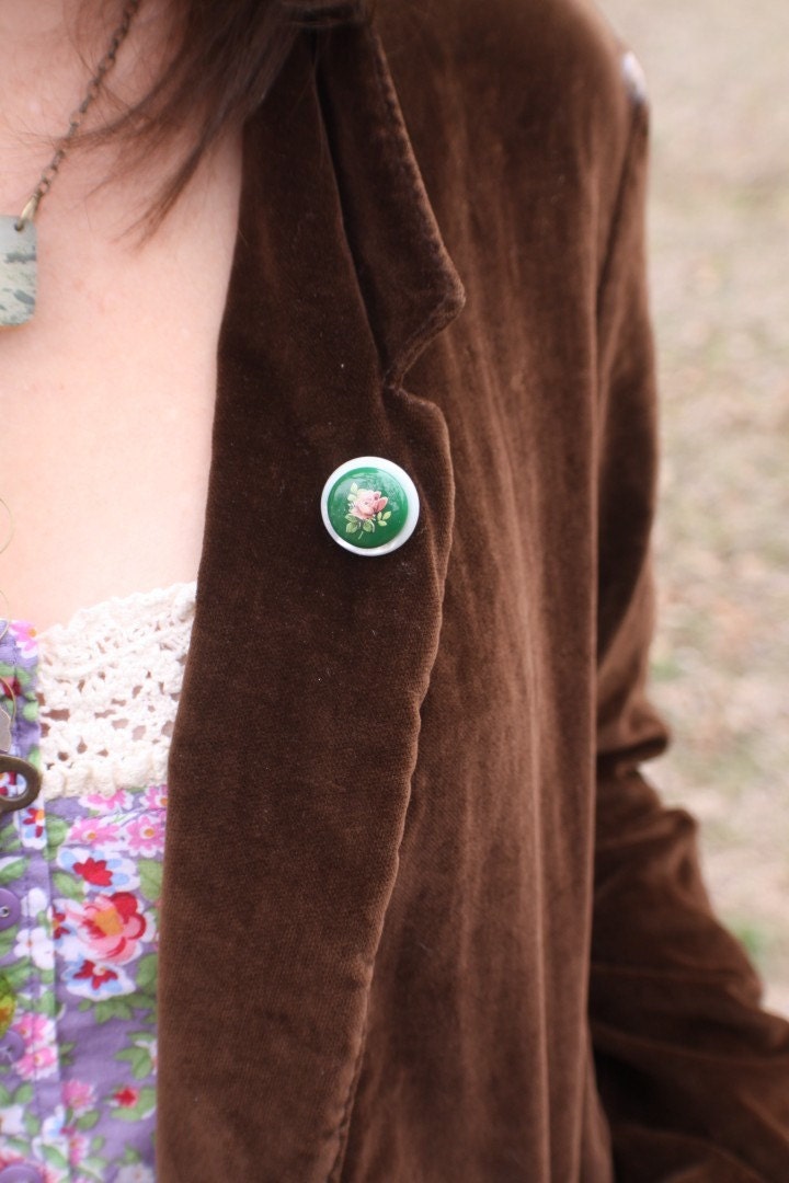 Vintage Floral Brooch