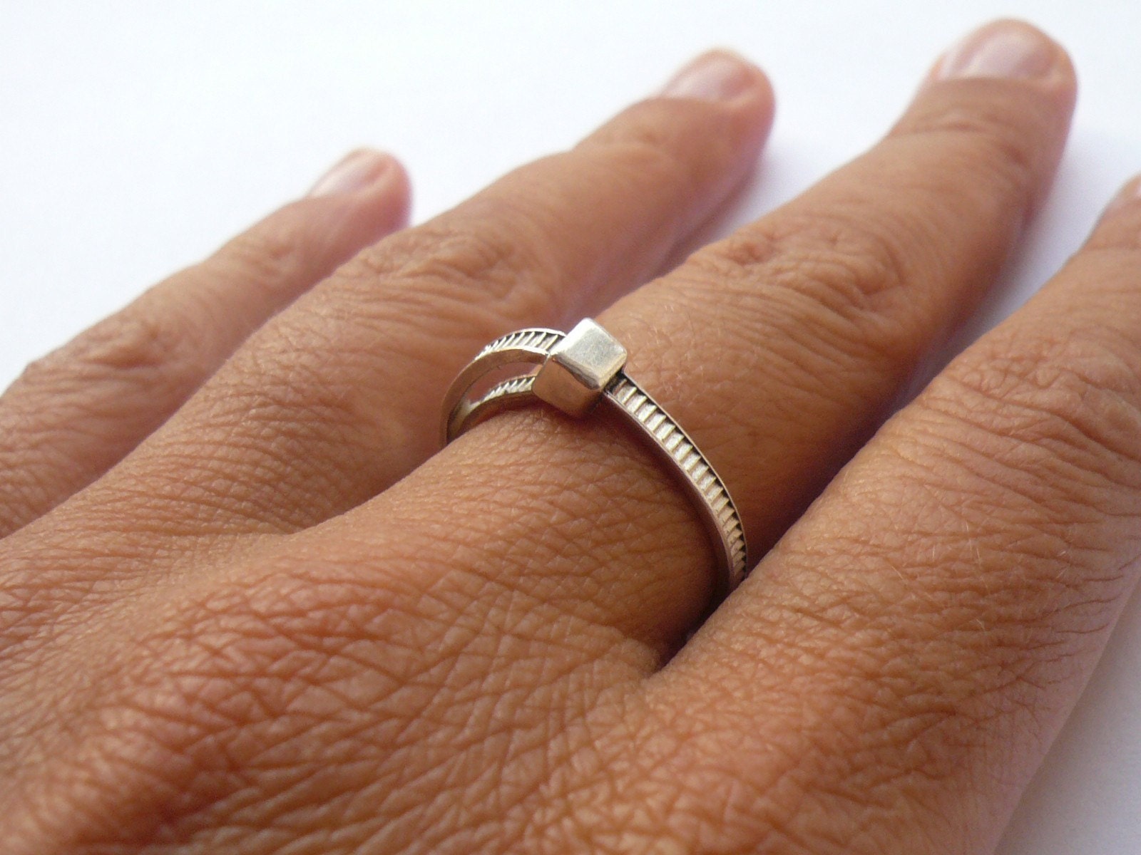 ziptie ring