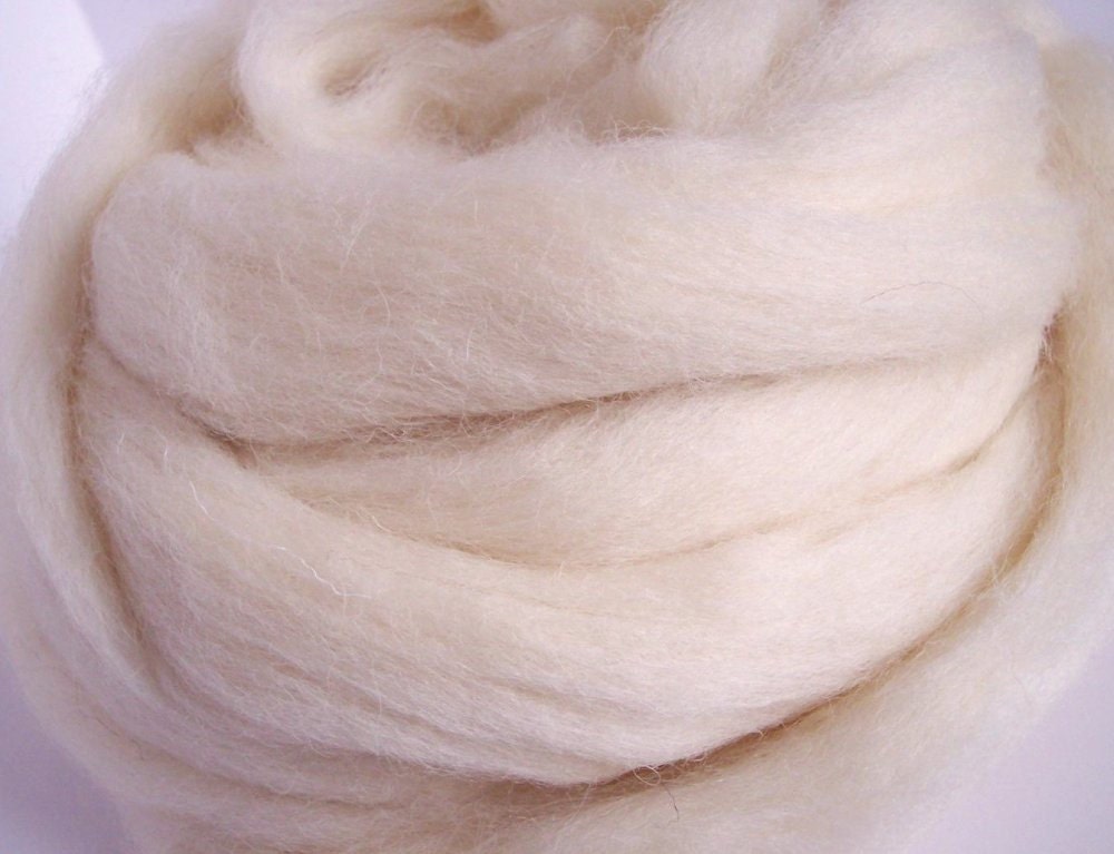 100g (3.53oz) Cheviot Natural Combed Tops/Roving - Spin/Felt