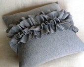 Ruffle-me-Up Pillow (grey)