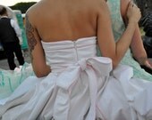 Stretch Cotton Sweetheart Wedding "Tesoro" Dress-----------------No Boning or padding