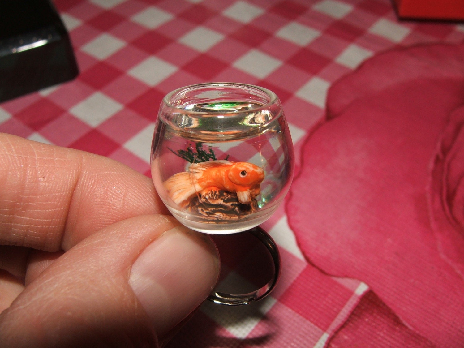 Fabulously fishy GOLDFISH BOWL RING