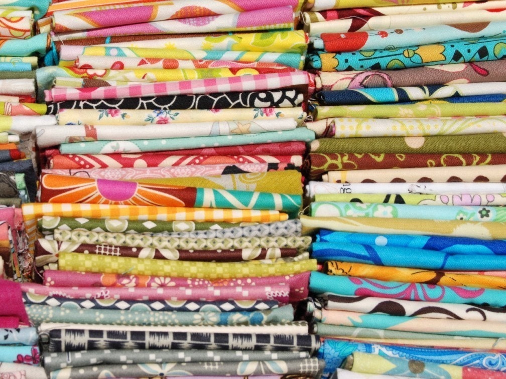 SALE Surprise Home Decor Fabric Fat Quarter Bundle of 16 - Sellers Pick