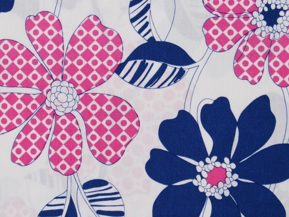 CLEARANCE Kitchy Kitchen by Robert Kaufman in Candy Pink - 1 yard listing