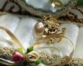 Heirloom Pearl Victorian Romance Vintage Adjustable Ring Shipping Gone Poof