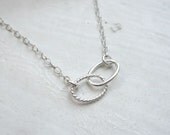 Infinitum - small sterling silver double oval links necklace - delicate jewelry - edor  gift for her