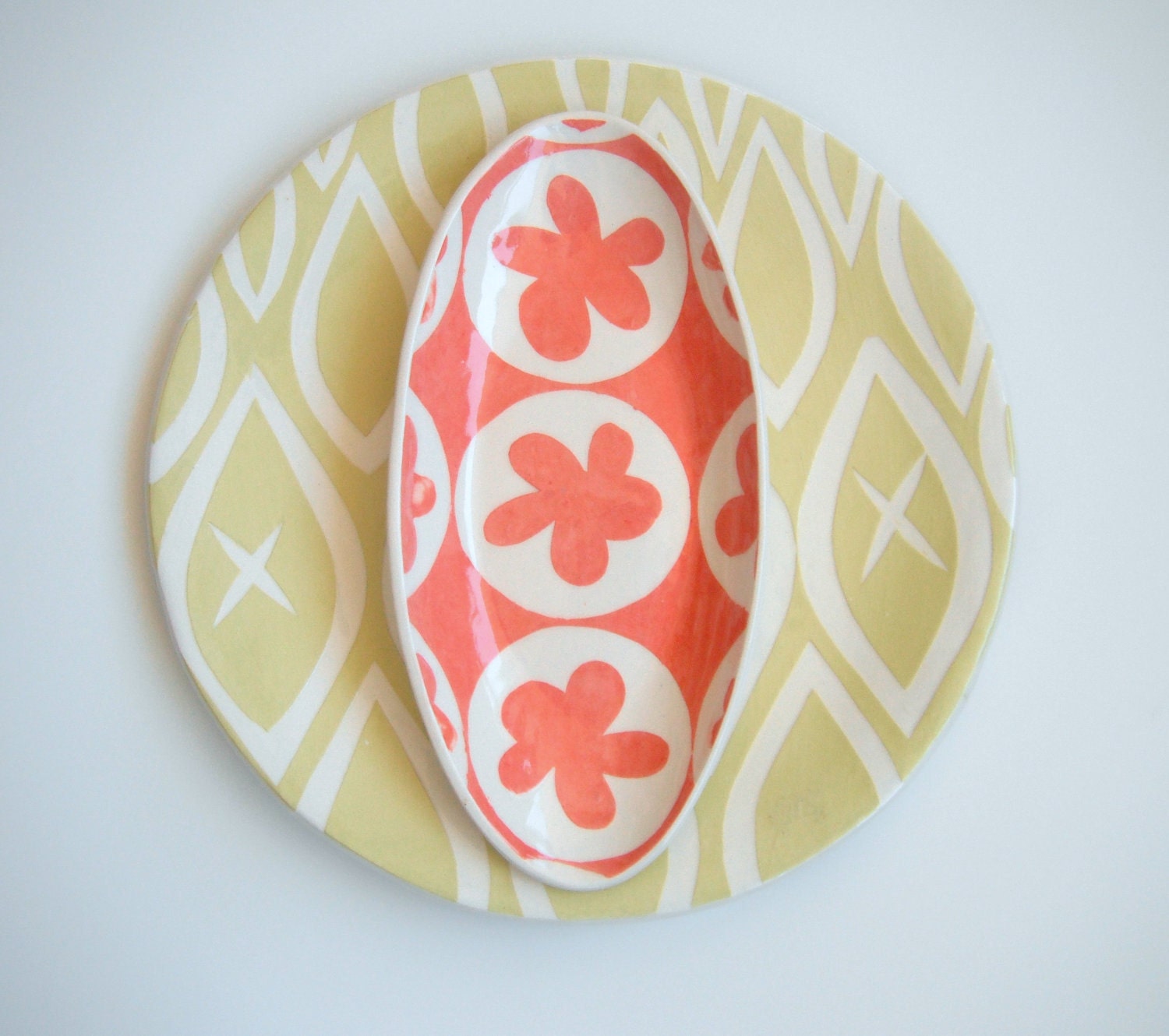 Oval ceramic dish/ coral  flower pattern MADE TO ORDER - CeramicaBotanica