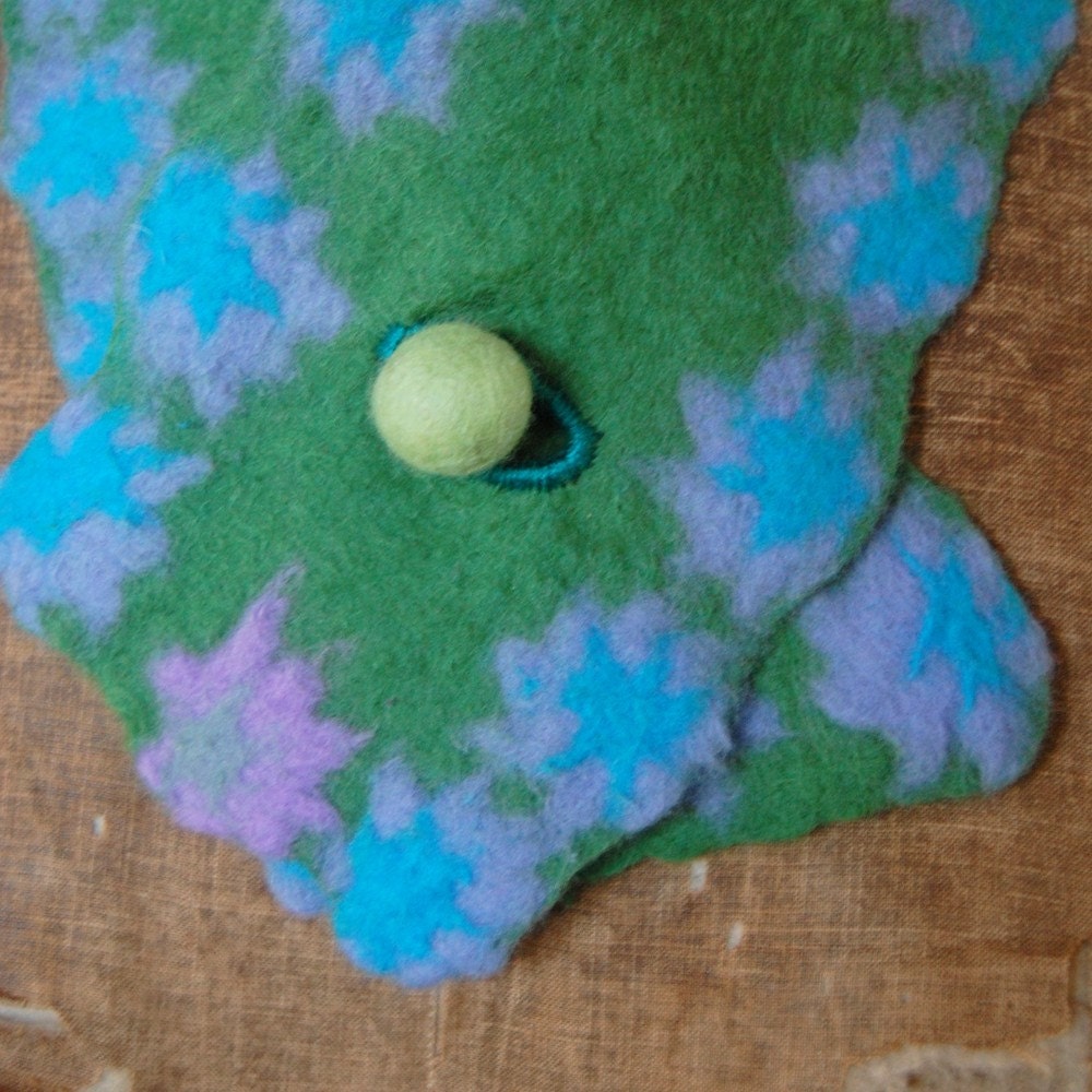 green harriet scarflette