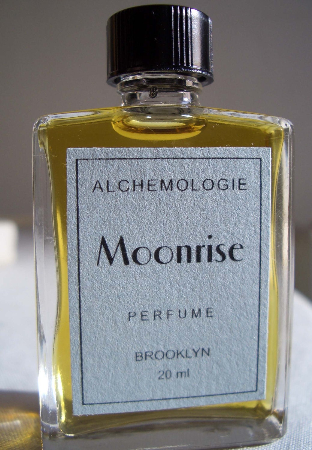 Moonrise Natural Perfume