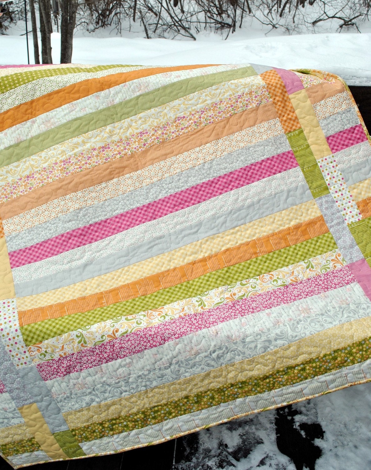 PDF QUILT PATTERN.... Quick and Easy...one Jelly Roll ... Between the Lines