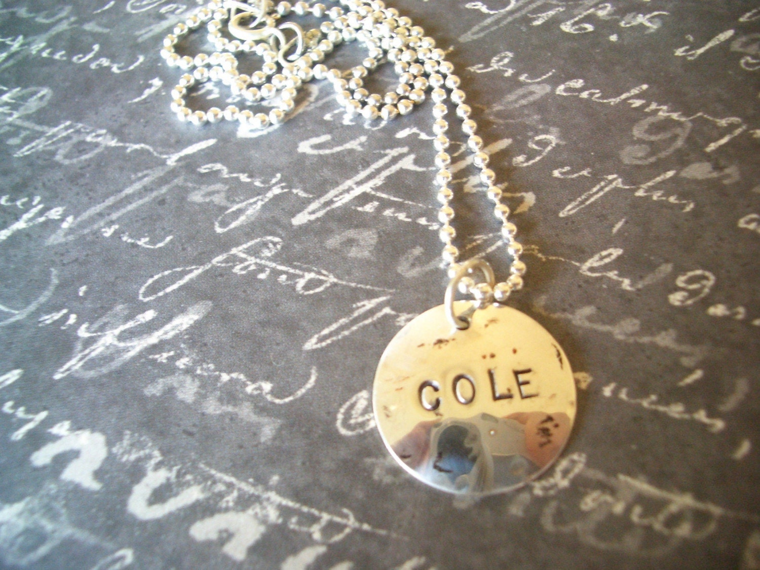 Personalized Pendant Name Necklace by donnaodesigns