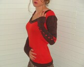 Scoop neck shirt with button off sleeves
