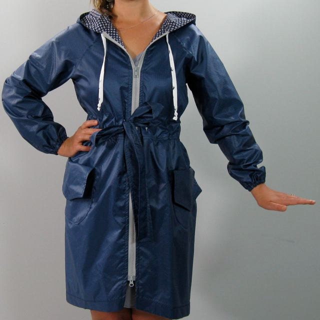 rainy days and mondays jacket size large