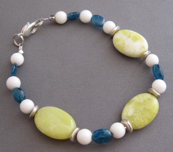 Sanibel Island Bracelet of White Agate, Lemon Jade, and Apatite