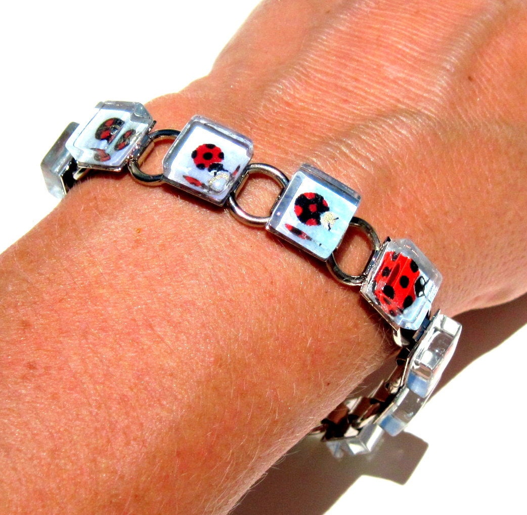 Lady Bug Family. A Kimono Cube Glass TiIe Bracelet by Gamiworks