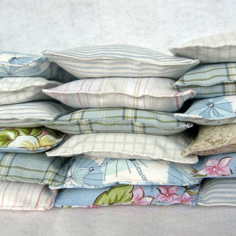 Eco friendly lavender sachets... Set of THREE, dryer sheet alternative in surprise fabric selection