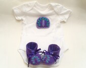 Peacock Baby Girl Gift Set ECO Baby Booties plus Onsie Bodysuit, perfect as a Baby shower Gift or for a Mom to Be