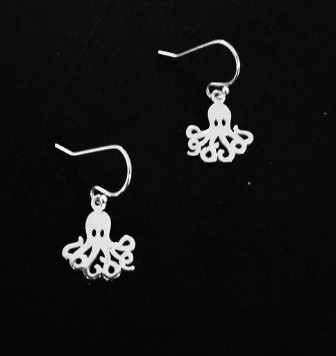 CUTE Sterling Silver Ocean OCTOPUS Earrings