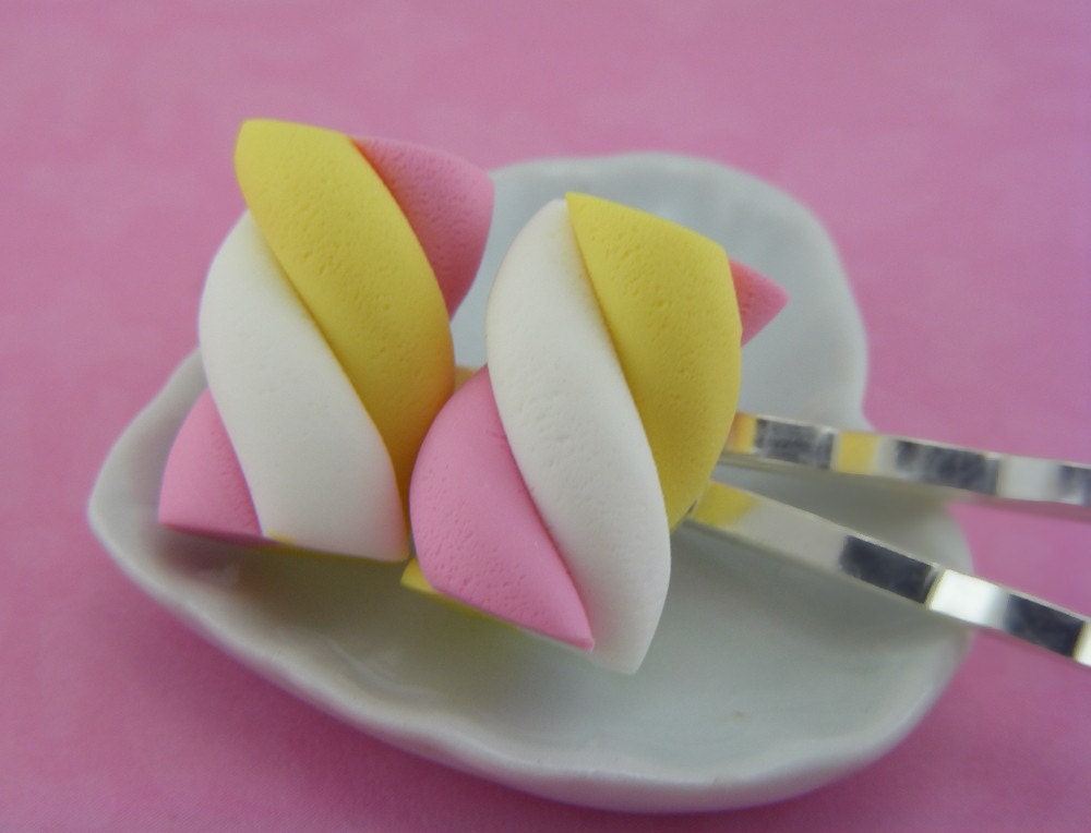 Marshmallow Twist - Bobby Pins