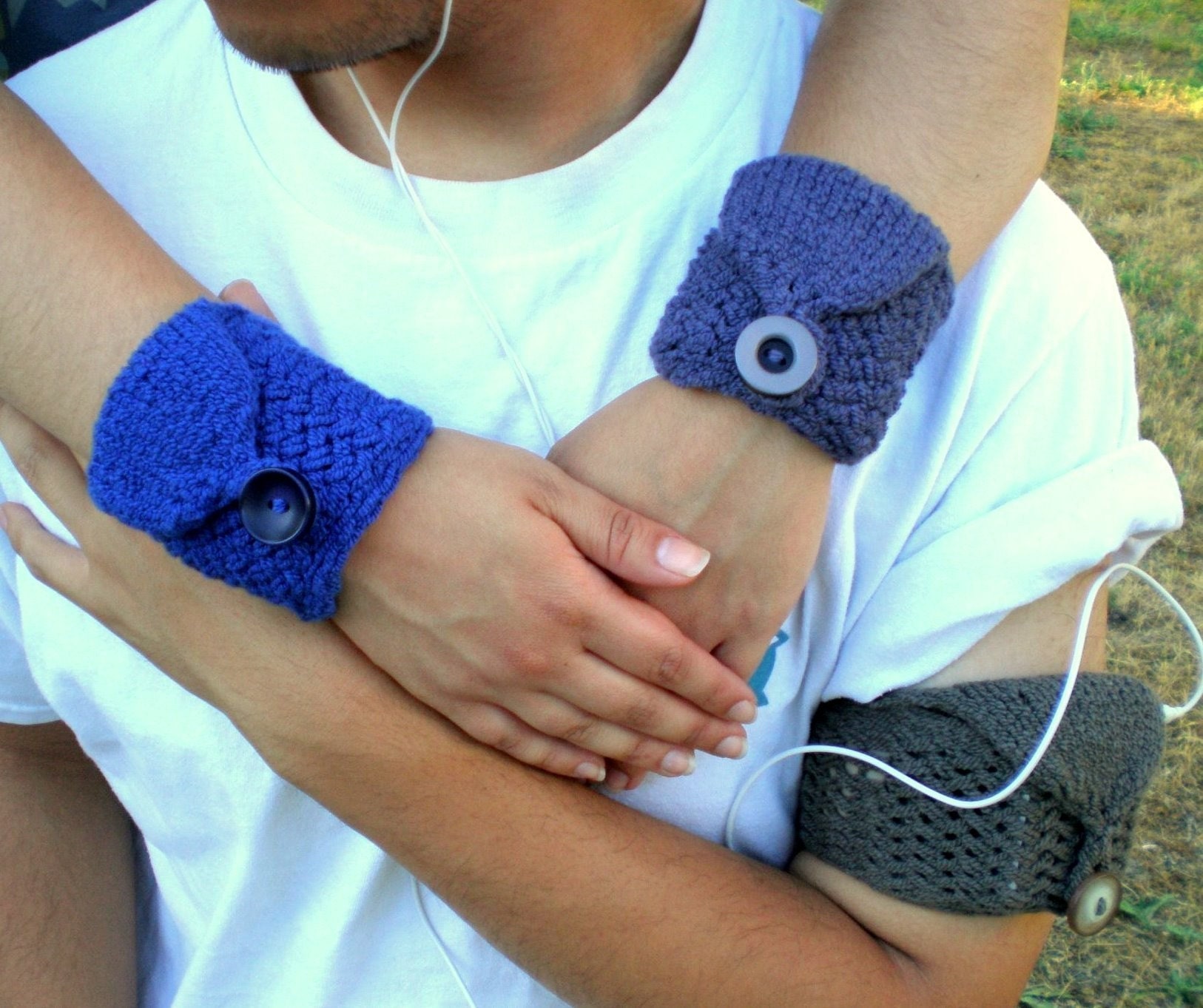 Lite Colors Hand Knit Cuff Pocket / Cozy / Case (for iPod, MP3, Cell Phone, etc.)