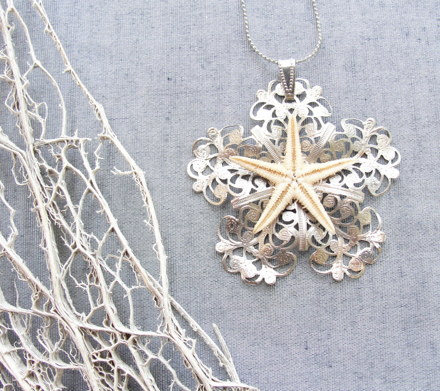 Lacey Starfish Necklace - Sea Treasure Collection