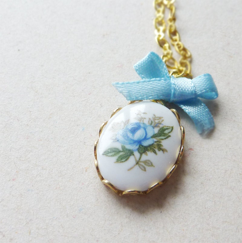 Blue Rose Cameo and Bow Necklace. Vintage Inspired. Wedding Necklace. Bridal Jewelry. Bridesmaid Gift.