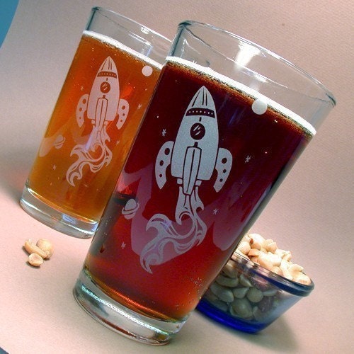 Rocket Ship Etched Pint Glass - 1 beer glass 16oz