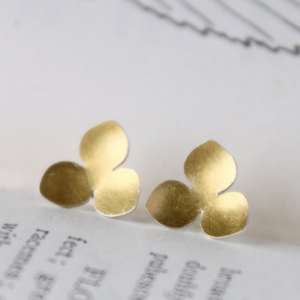 Three Point Petal Studs - 24 karat gold keum boo
