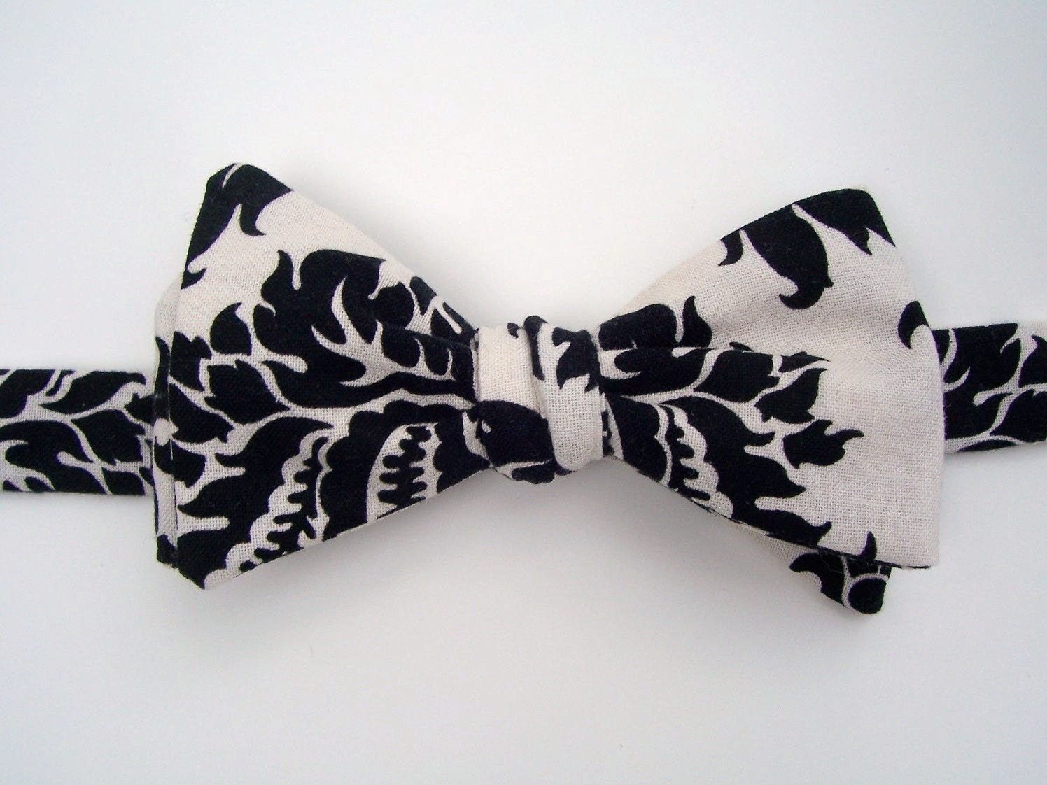 Men's Bow Tie Black and Ivory Damask Freestyle Bowtie