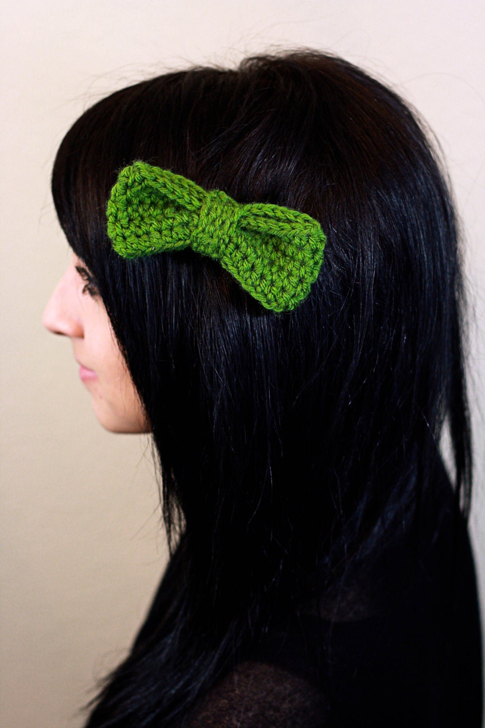 Green Crocheted Hairbow (with Alligator Clip)