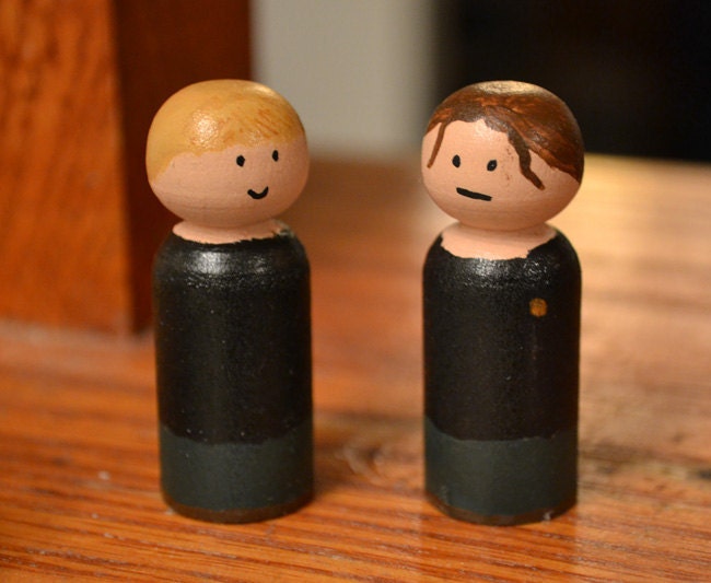 The Hunger Games - Katniss and Peeta Wooden Peg Figures