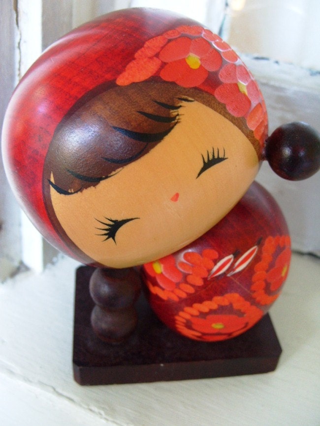 Vintage Kokeshi Doll