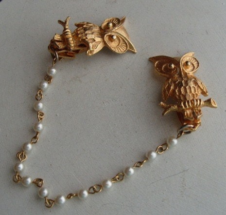 Vintage Owl and Faux Pearl Sweater Clip