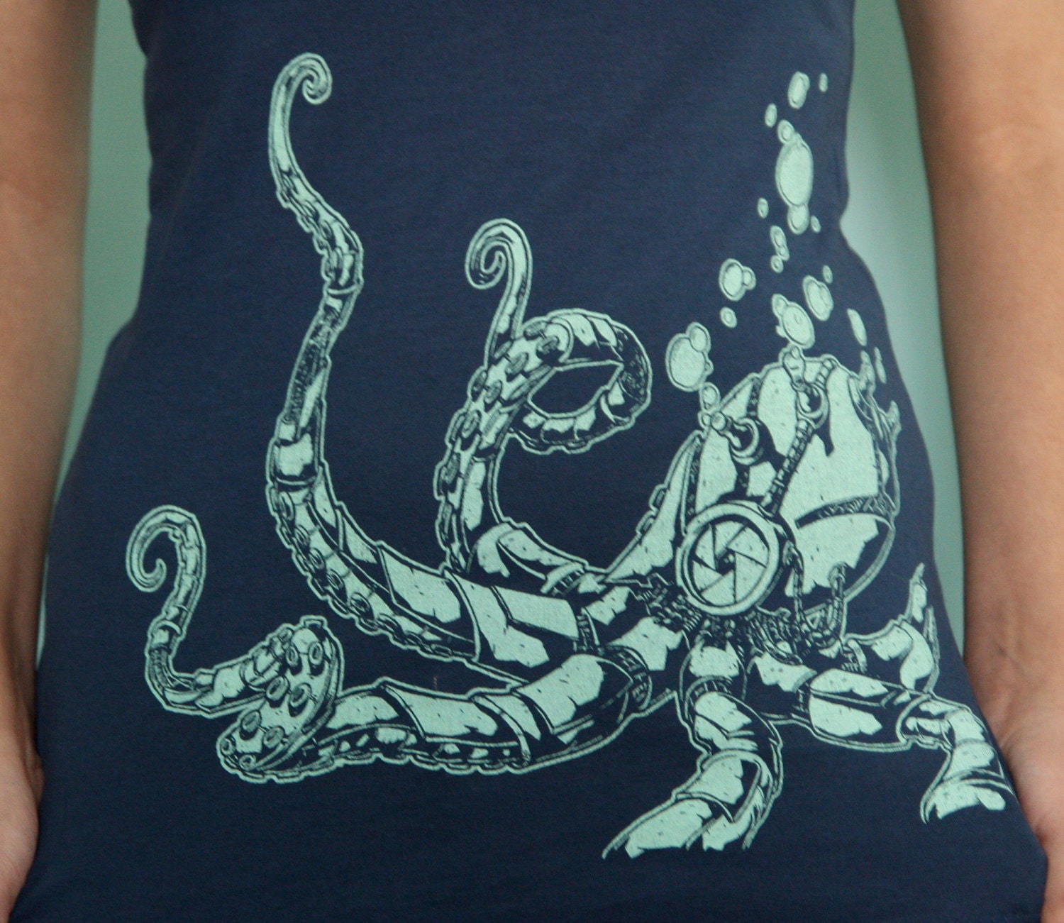 ROBOCTOPUS Womens V Neck Tee